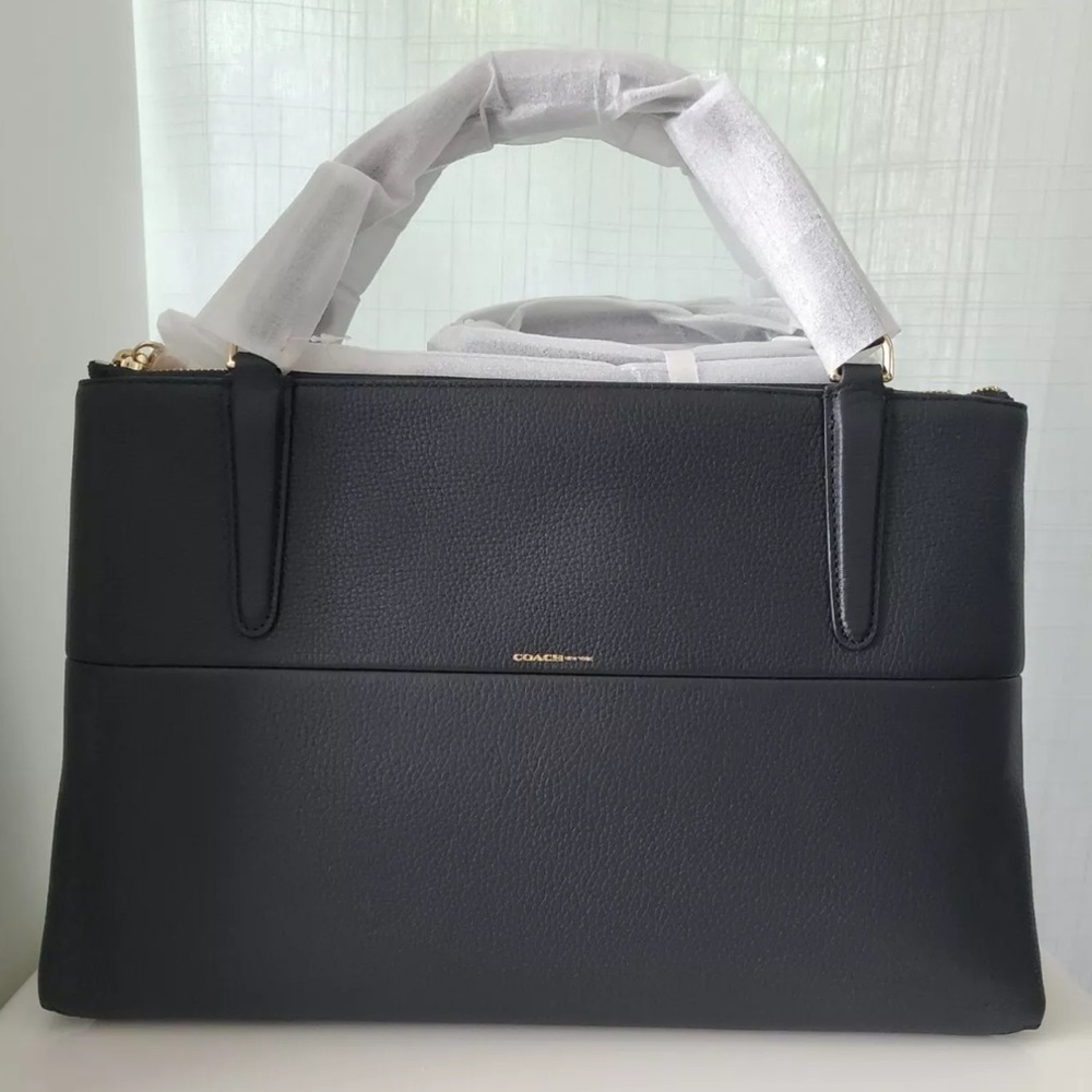 COACH PURSE 👜